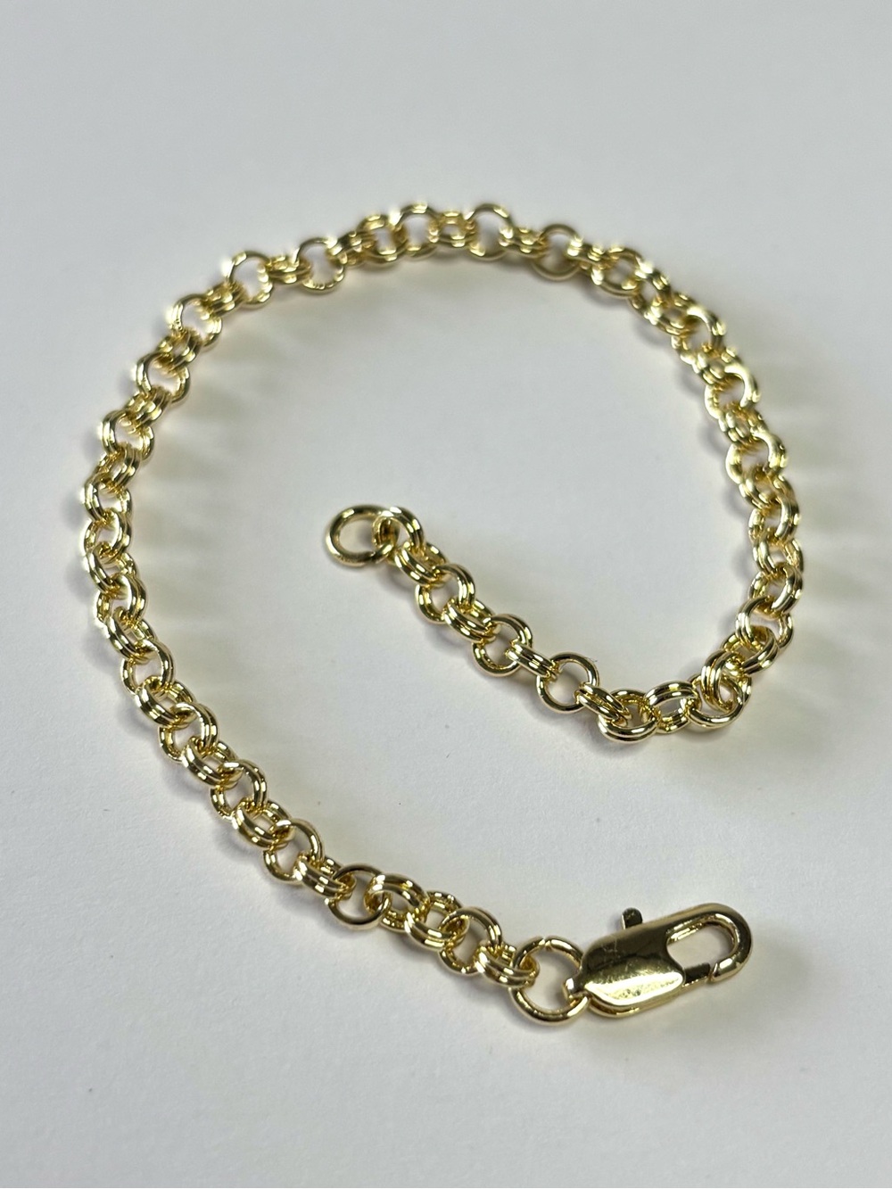 Gold double o-link bracelet